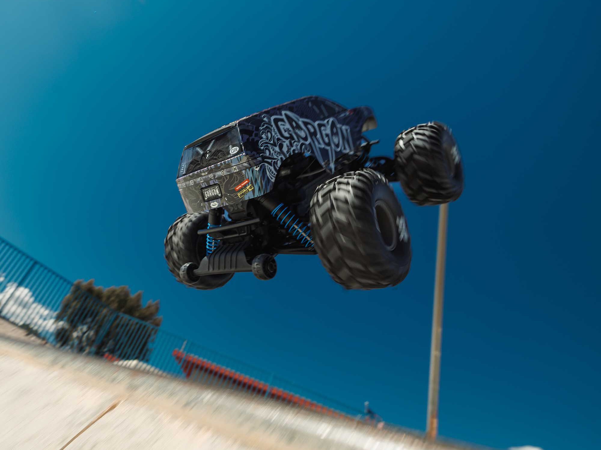 Arrma 1/10 GORGON 223S 2WD RTR Brushless Monster Truck, Blue/Black - 5