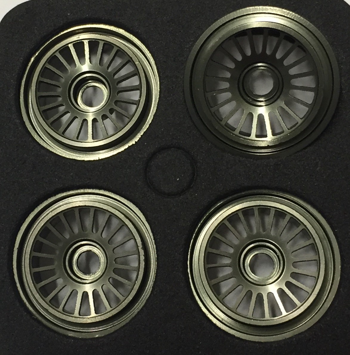 Wheel Set For Overland, Multi-Spoke