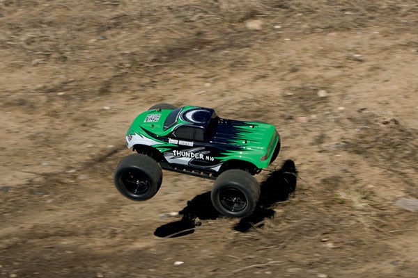 1:10 R/C THUNDER M10 - 7