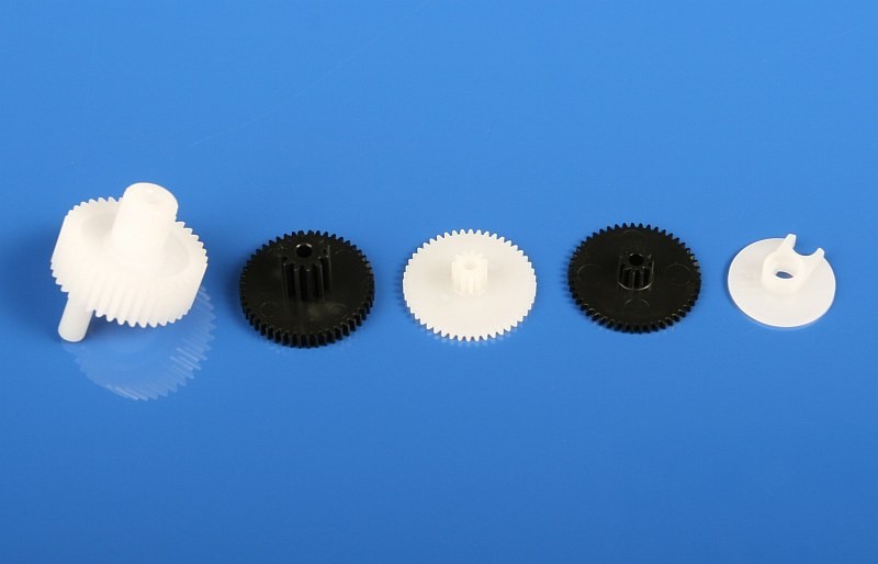Gears for C 4021 / C 4421 Graupner