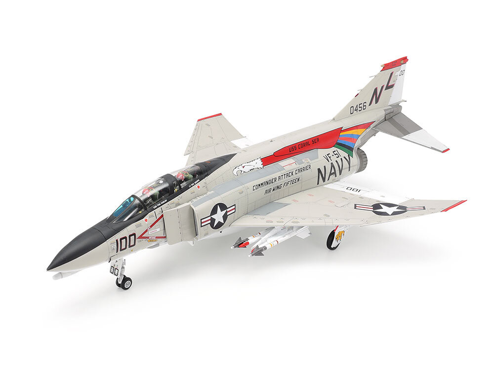 TAMIYA 61121 1/48 McDonnell Douglas T F-4B Phantom II T - 2