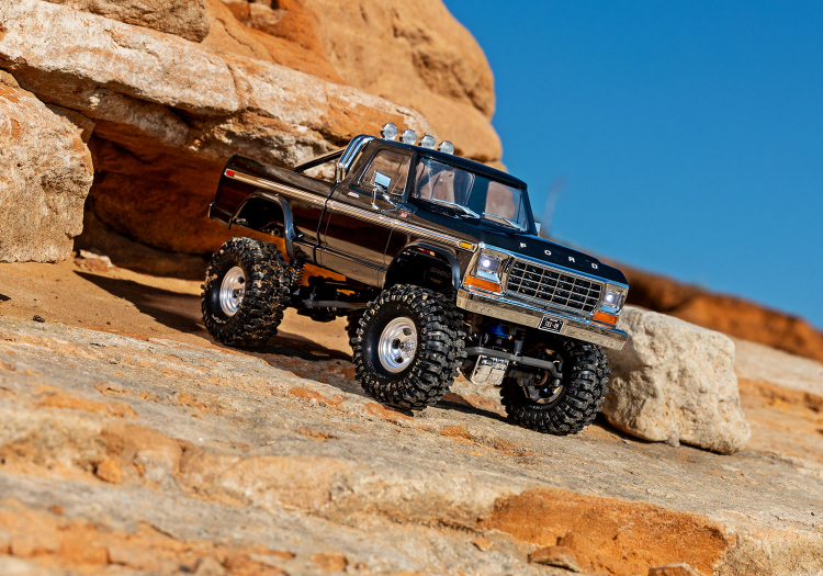 TRX-4M Ford F-150 High Trail RTR Black - 21