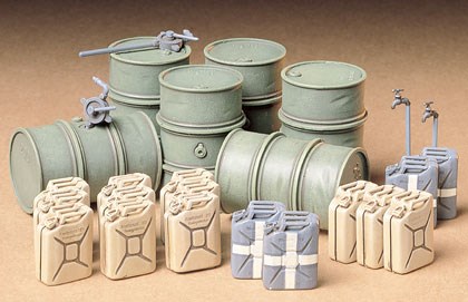 Tamyia 35186 1/35 GERMAN FUEL DRUM SET