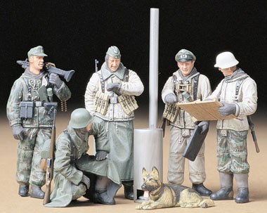 Tamyia 35212 1/35 TYSKE SOLDATER - BRIEFING