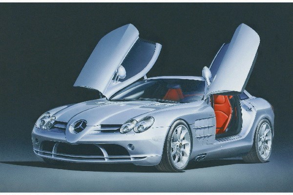 TAMIYA 24290 1/24 Mercedes-Benz SLR McLaren