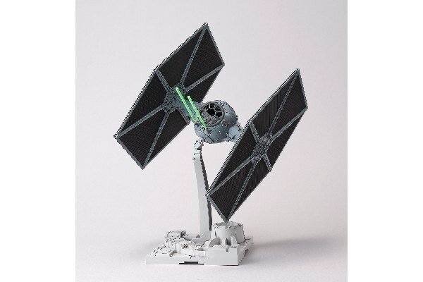 Revell 1201 Star Wars TIE Fighter (Bandai) 1:72