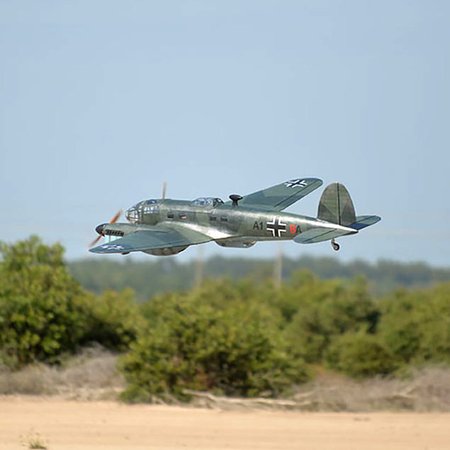 Black Horse Heinkel HE 111 20cc 2500mm spv. with electric landing gear - 5