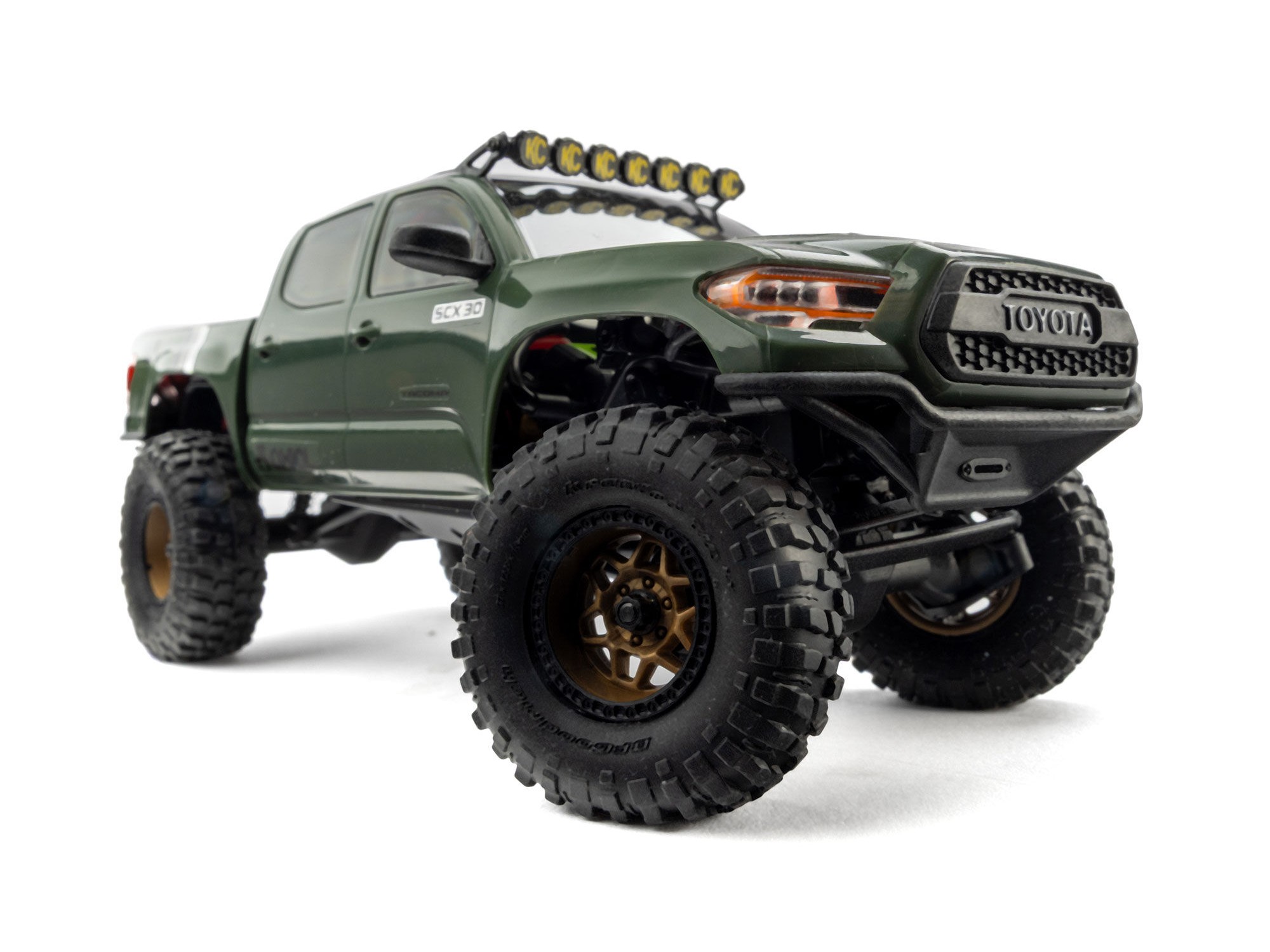 Axial 1/30 SCX30 Toyota Tacoma TRD Pro Overland Edition 4X4 RTR Brushed Rock Crawler, Grön - 7