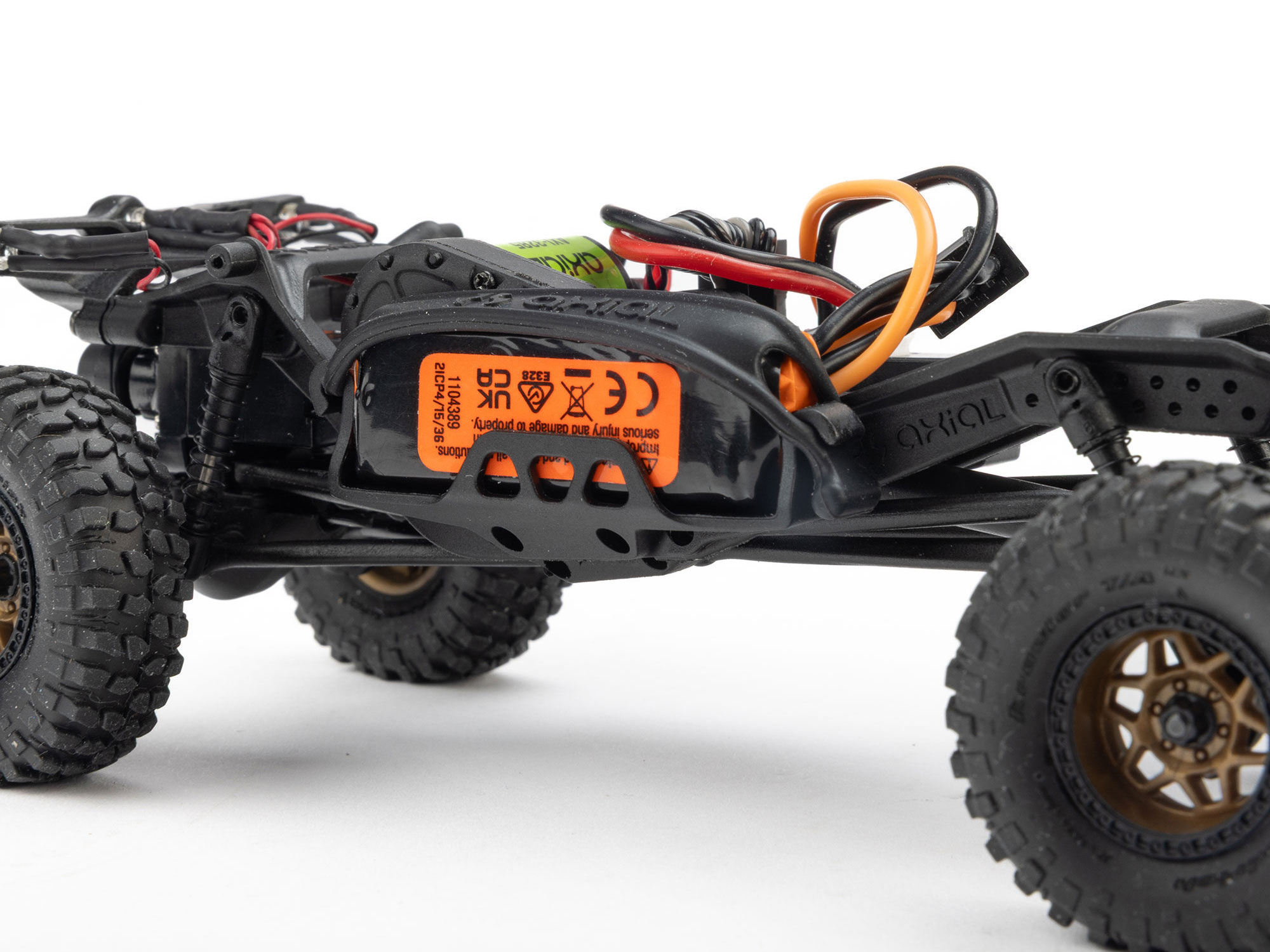 Axial 1/30 SCX30 Toyota Tacoma TRD Pro Overland Edition 4X4 RTR Brushed Rock Crawler, Tan - 19