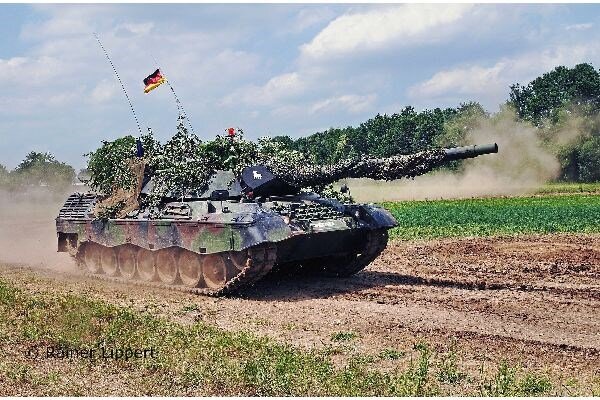 Revell 3320 1:35 Leopard 1A5