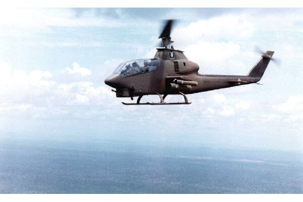Revell 3821 AH-1G Cobra