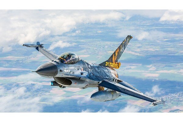 Revell 3860 1:72 F-16 Mlu 31 Sqn. Kleine Brogel