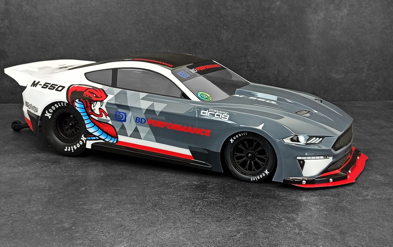 Bittydesign M-550 No-prep Dragracing kaross 1/10 omålad