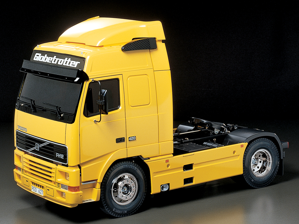 Tamiya 1:14 R/C Full Option - Volvo FH12 Yellow  23647 - 2