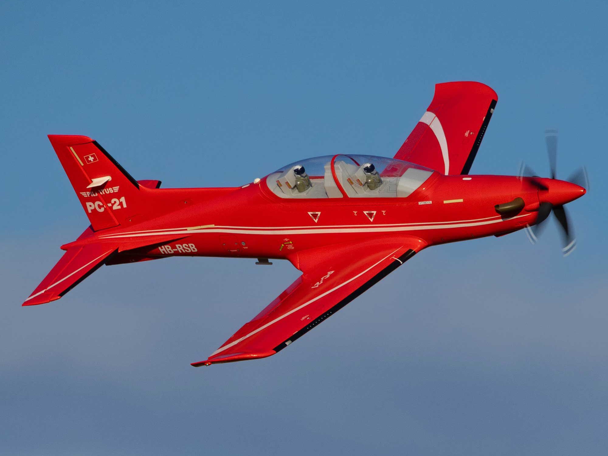 E-Flite EFL14975 Pilatus PC-21 1.3m PNP - 26