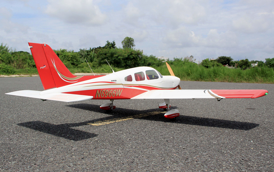 Seagull Piper Cherokee Warrior II 221cm 35cc Gas - 3