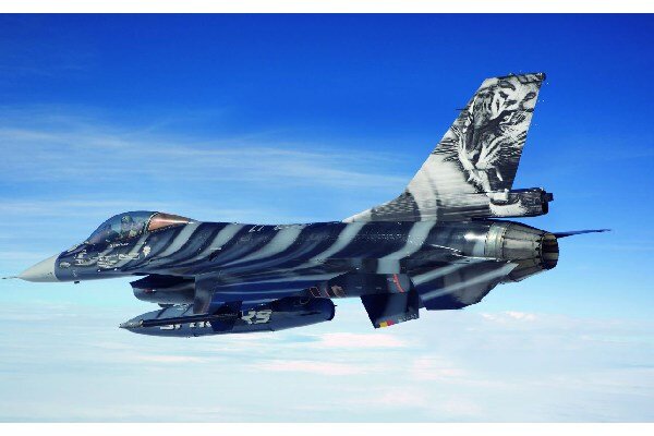 Revell 5671 Gift Set NATO Tiger Meet - 60th Anniversary 1:72