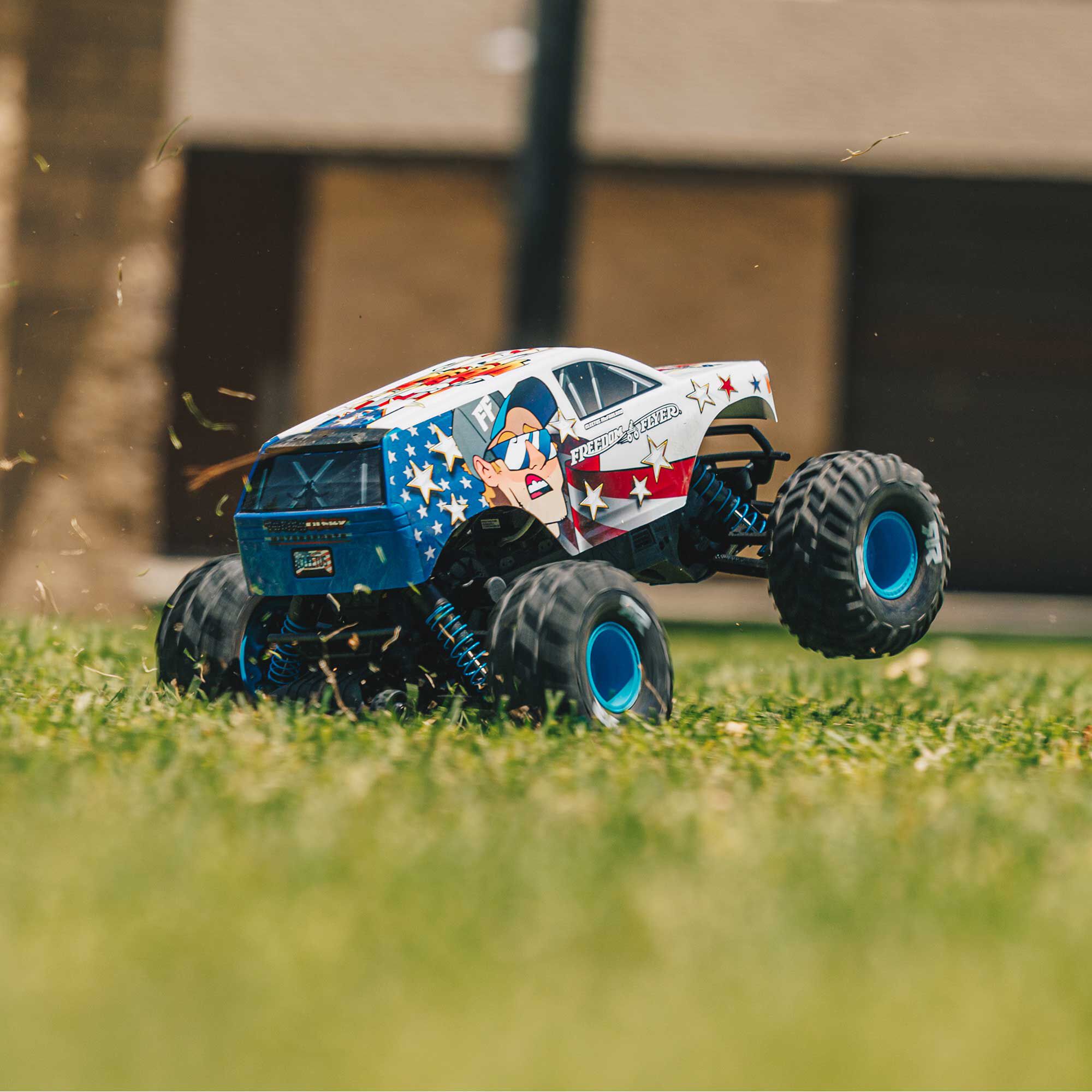 Arrma ARA3530SFFT1 1/10 FREEDOM FLYER 223S 2WD RTR Brushless Monster Truck (Battery & Charger Included), White - 4