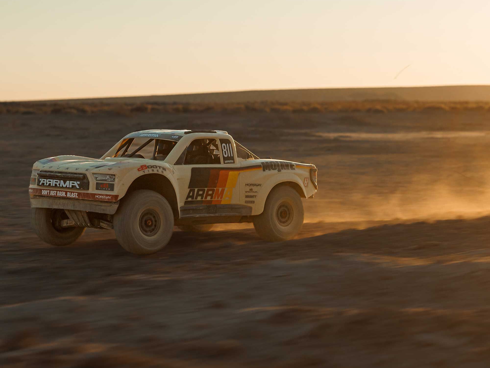 ARRMA 1/7 MOJAVE 6S 4X4 RTR Brushless Desert Truck, Beige - 29