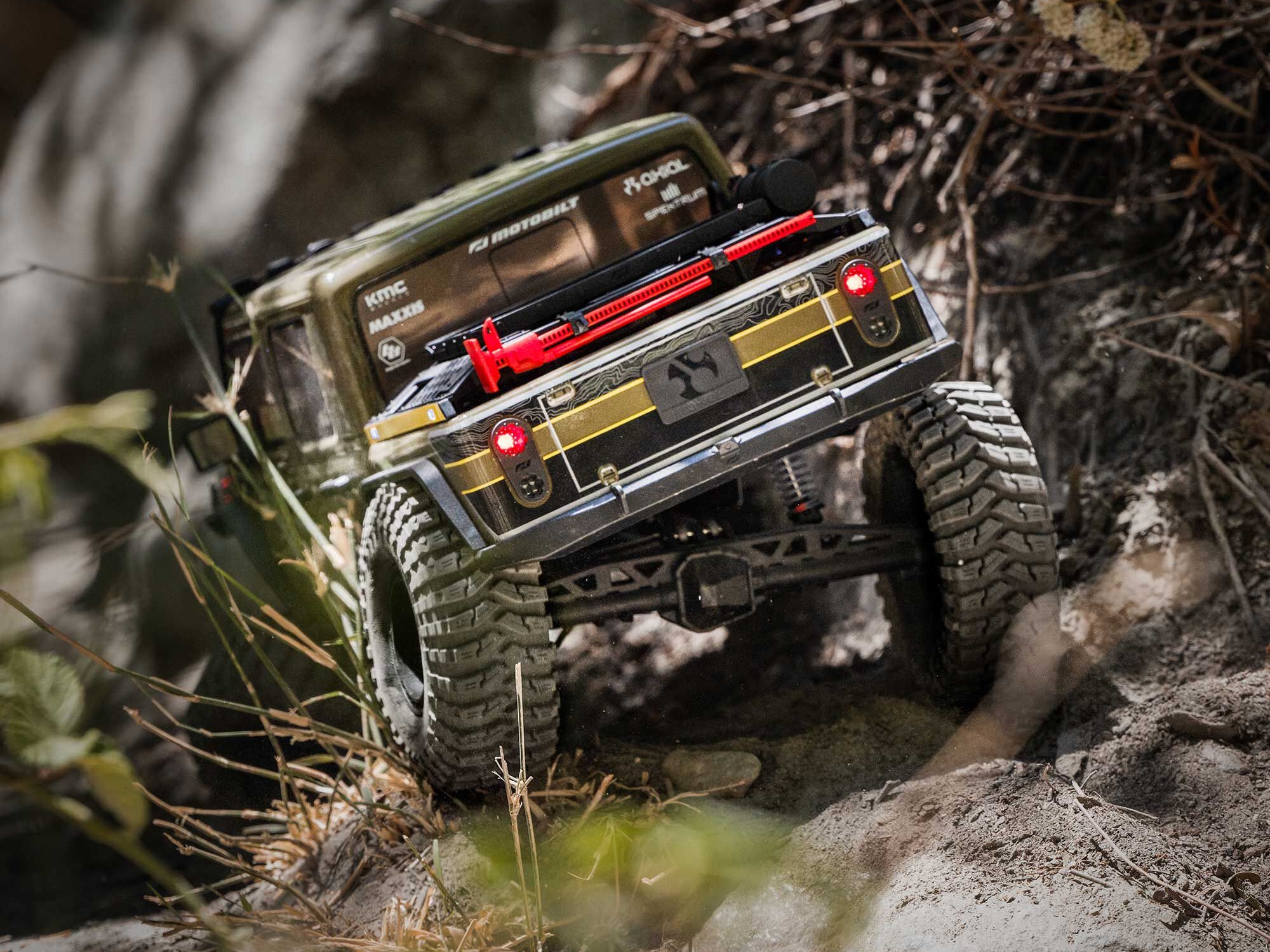 Axial AXI-2443T1 1/10 SCX10 III Motobilt Waypoint Jeep JT Gladiator 4X4 RTR Brushed Rock Crawler, Grön - 9