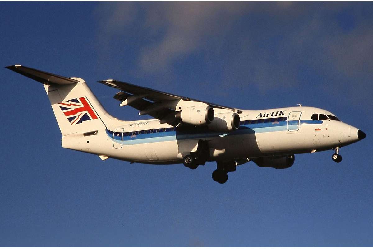 Revell 3791 Bae 146 (RJ85) 1:144