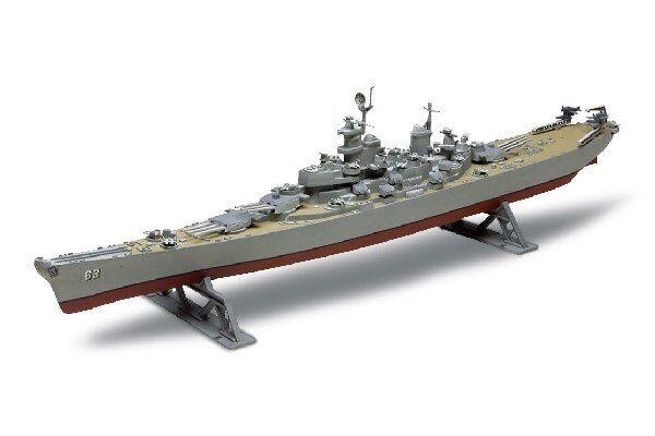 Revell 10301 U,S,S, Missouri