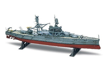 Revell 10302 USS Arizona Battleship