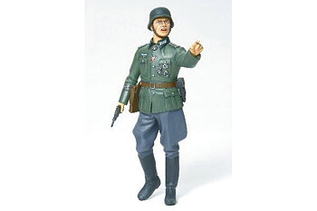 TAMIYA 36313 1/16 German field commander