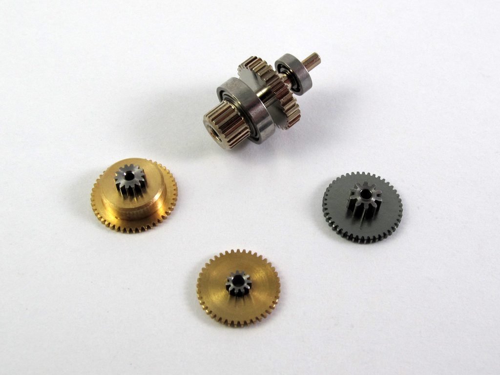 Servo Metal Gears No. 8 & BB*2pcs  (For DS95)