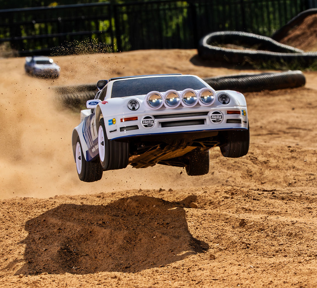 Traxxas Mini Rally Ford RS200 RTR TQi VXL-3s - USB-C Laddare / 2s LiPo - 7