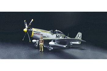 TAMIYA 60322 1/32 P-51 Mustang