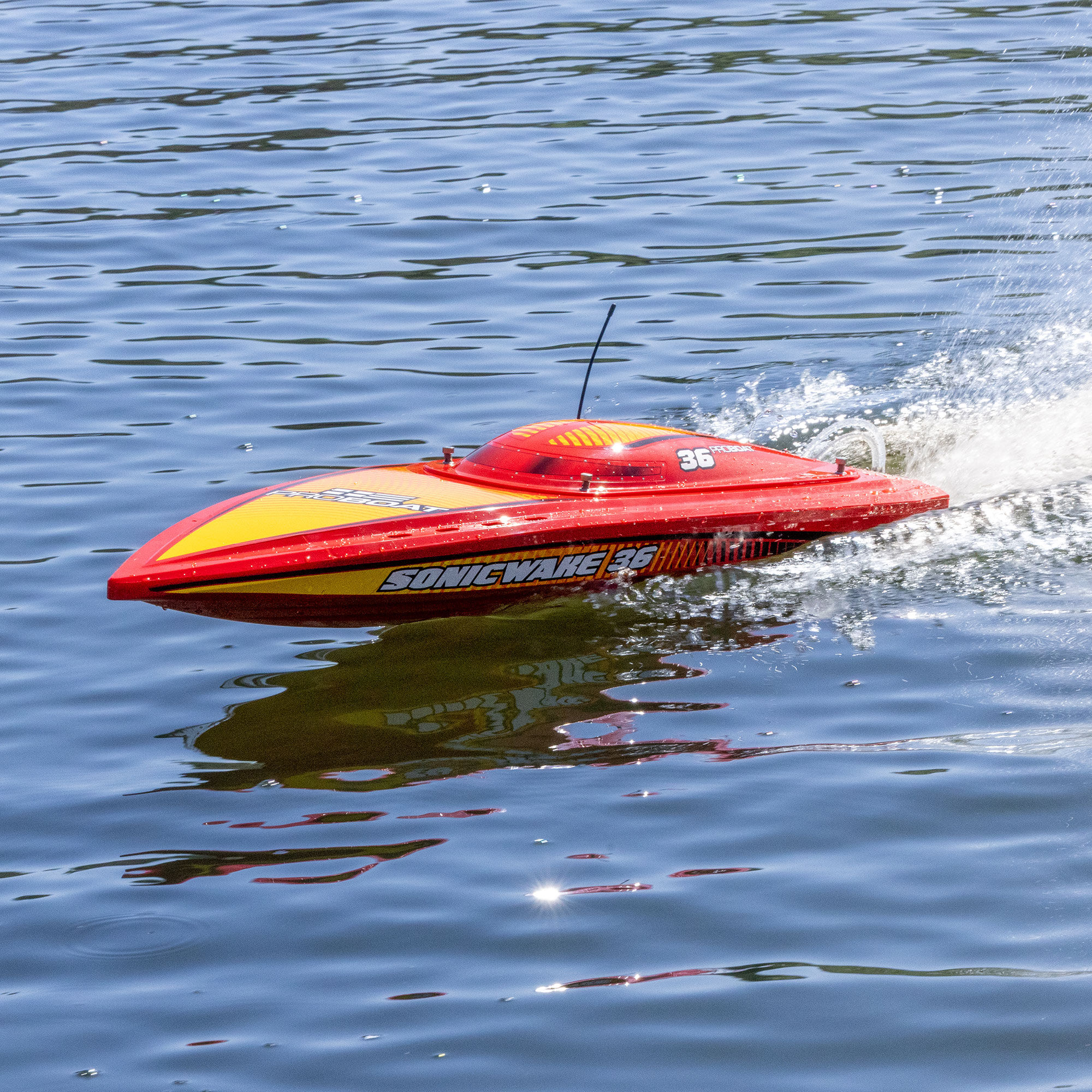 Pro Boat Sonicwake 36" V3 Self-Righting V-Hull Boat RTR, Red - 29