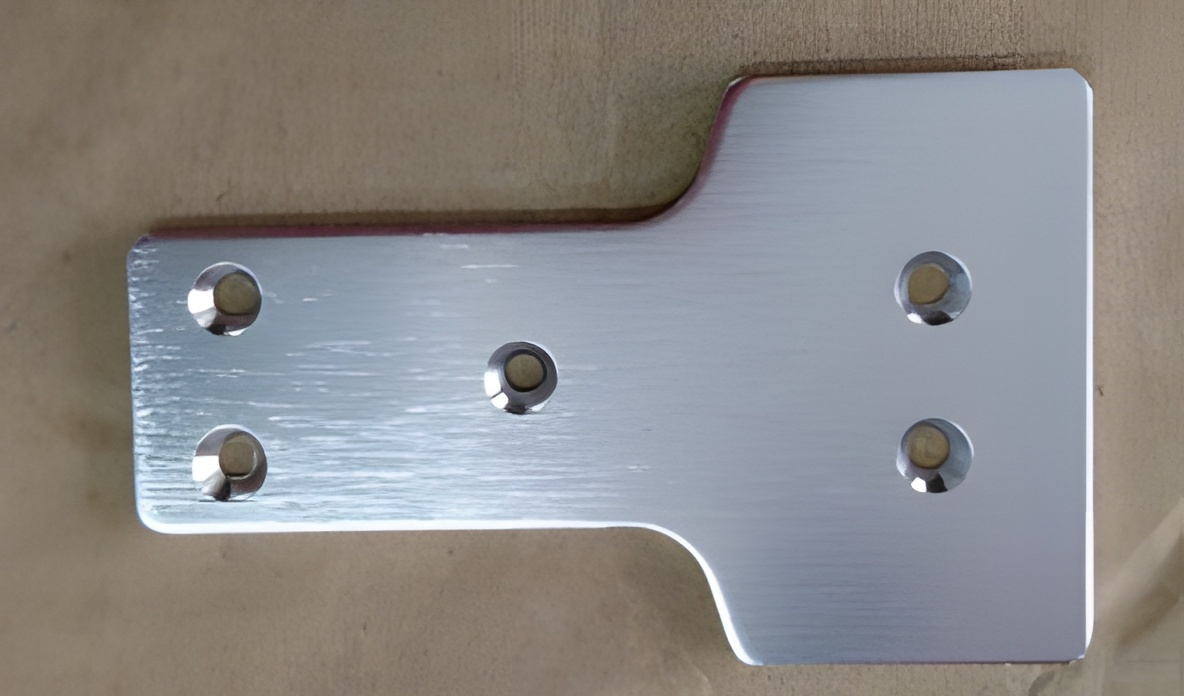 WLToys Hasplåt Aluminium Fram