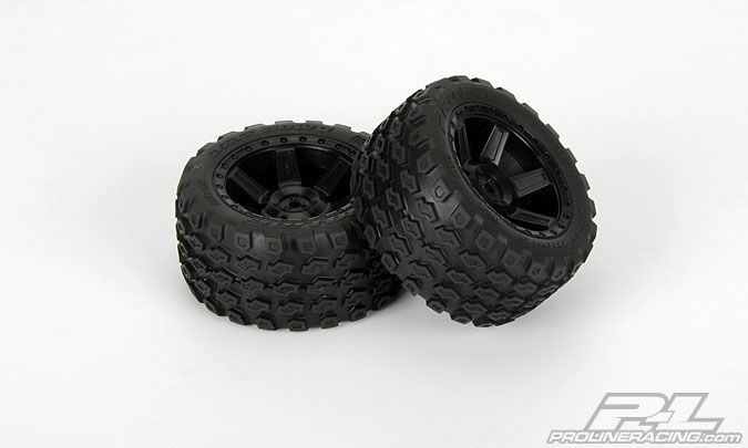 Pro-Line Dirt Hawg 2.8 på fälg (2) - 2