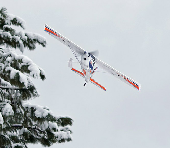 FMS 103PF-REFV2 FMS KingFisher 1440mm med flottörer & Skidor Reflex V2-Gyro PNP - 16