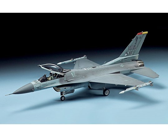 TAMIYA 60786 1/72 F-16CJ Fighting Falcon - 2