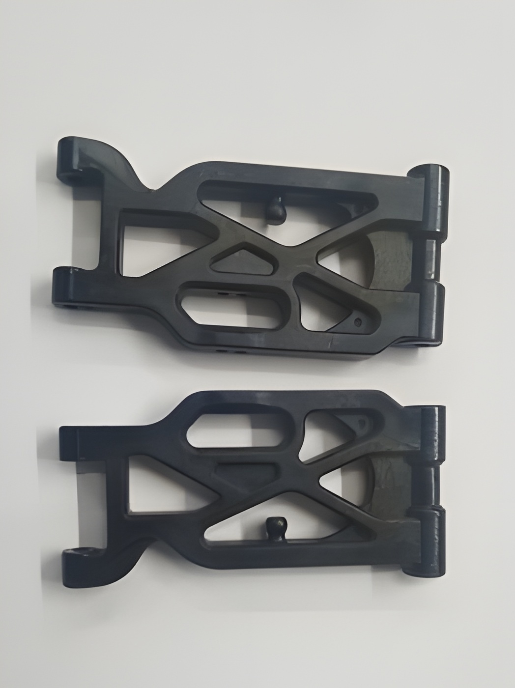 WLToys Bärarm Fram