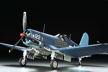 TAMIYA 60325 1/32 F4U-1A Corsair