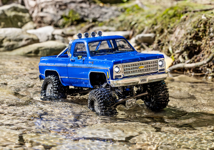 TRX-4M Chevrolet K-10 High Trail RTR Blue - 23