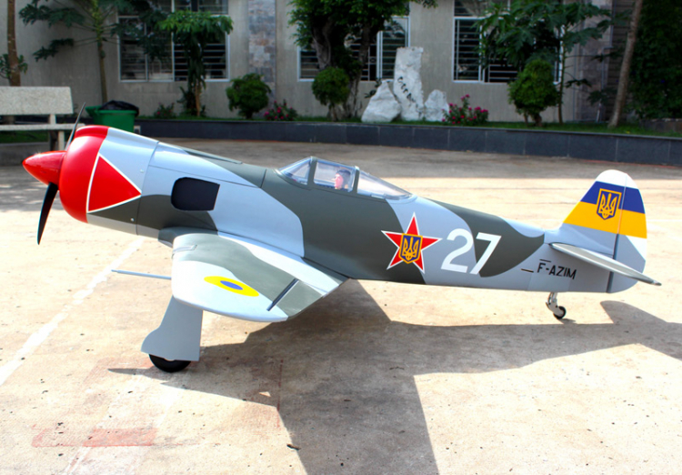 Seagull Yakovlev YAK-3 1575mm wingspan, 20cc w/o 84 degree retracts - 3