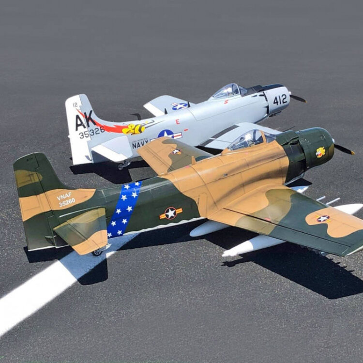 Seagull Skyraider Camo 35-60cc Bensin 2.15m ARF - 3