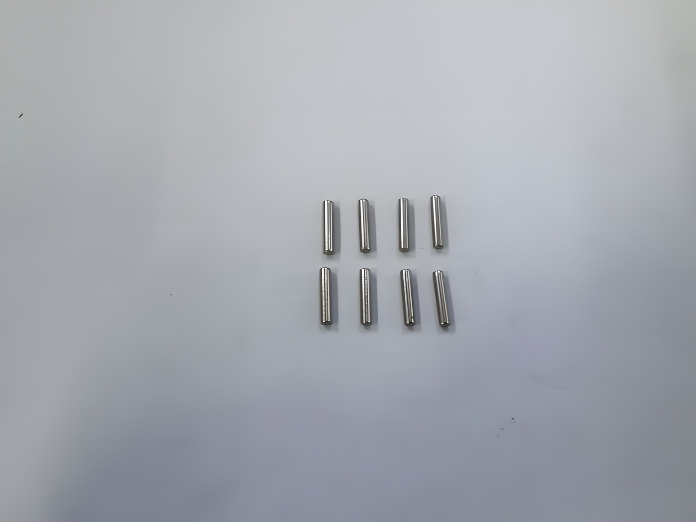 WLToys Axelpinne 2x10mm (8)