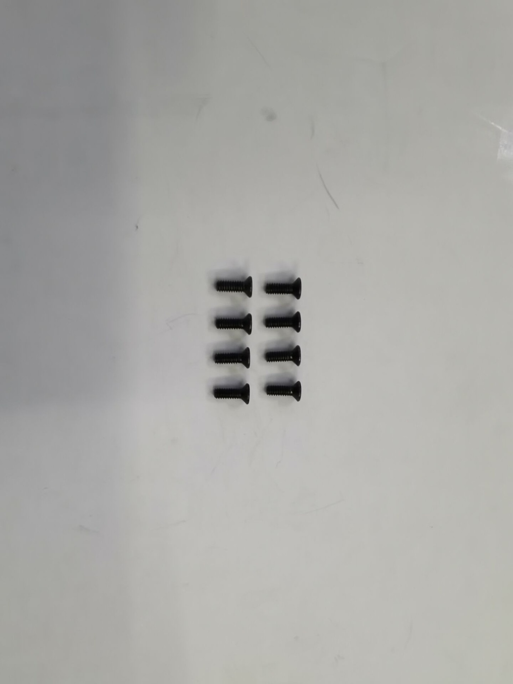 WLToys Hex Försänkt Skruv M2x6mm (8)