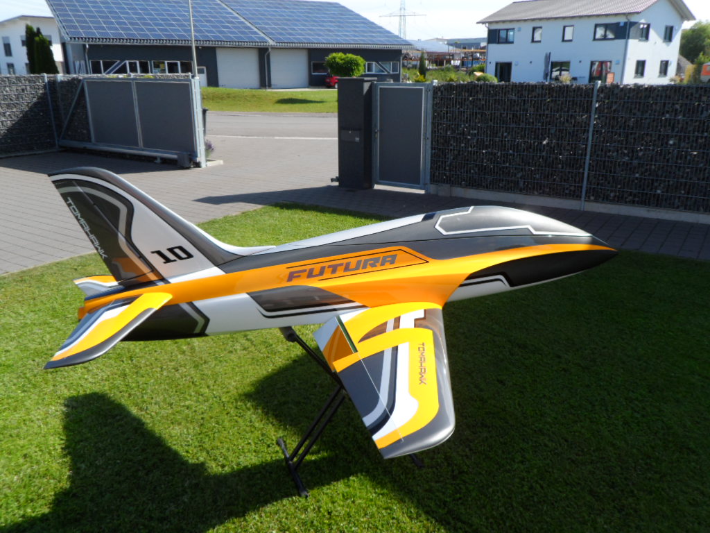 Tomahawk Futura 1.9m E Yellow SÅLD! - 3