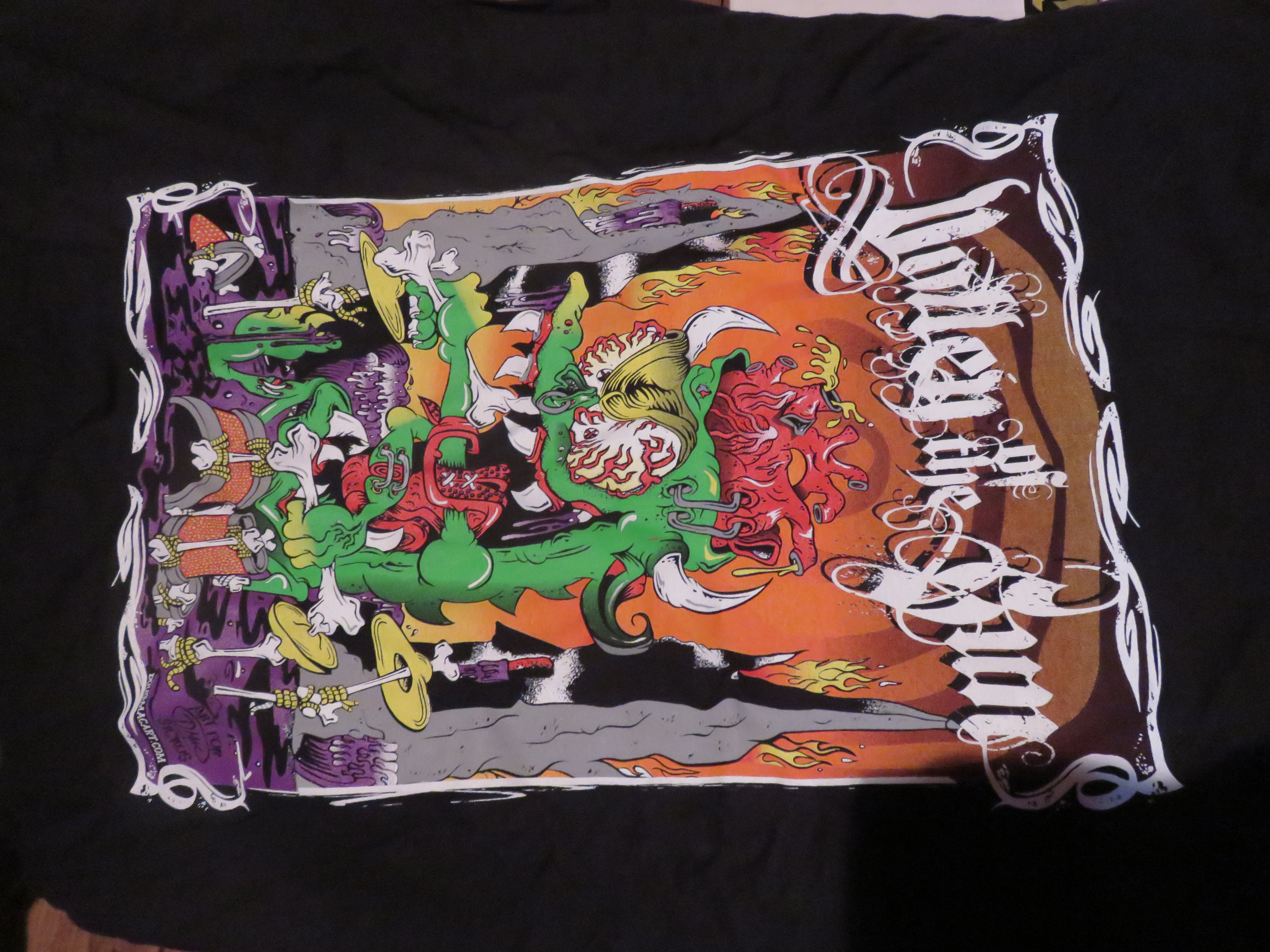 Valley of the sun 'Hot Desert Monster' SHIRT