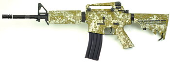 M4A1 med skjutbar kolv i Digital Desert