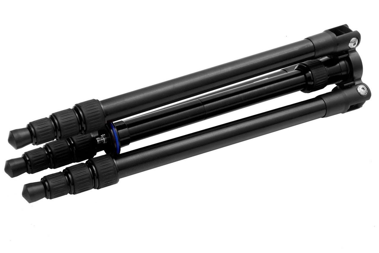 TSA-424 Ultimate Travel Tripod Aluminium