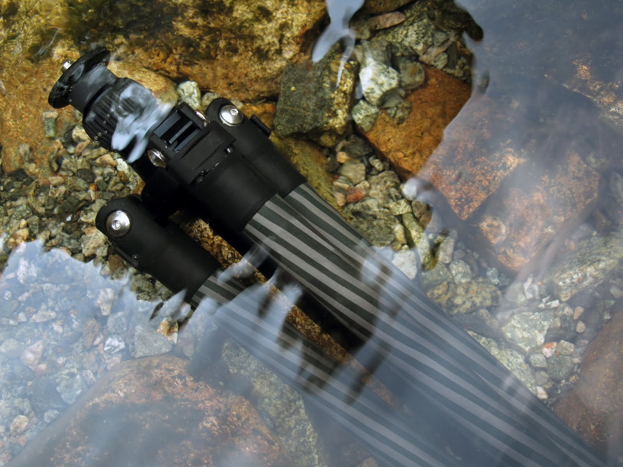 TSC-424 Ultimate Travel Tripod Carbon - 4