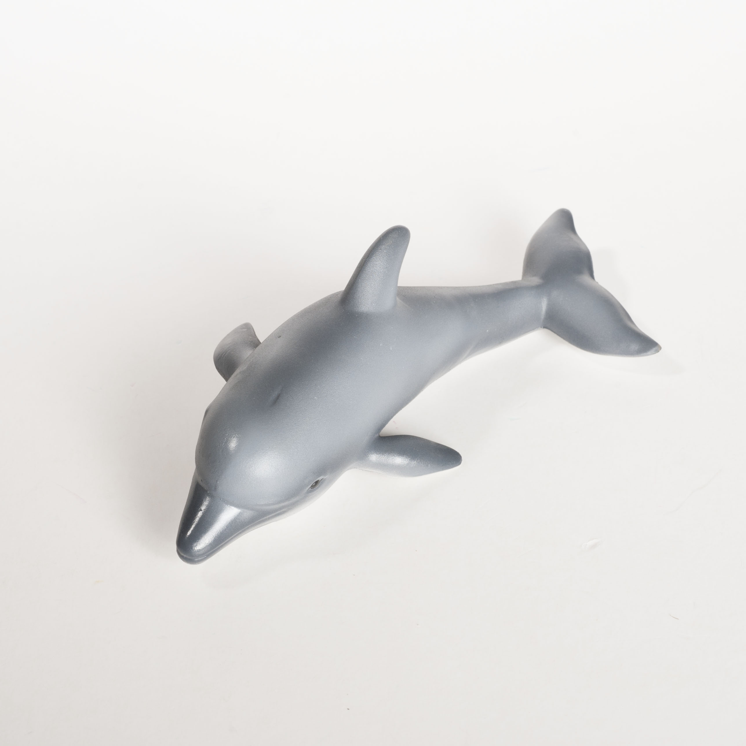 Delfin badleksak målad - 2