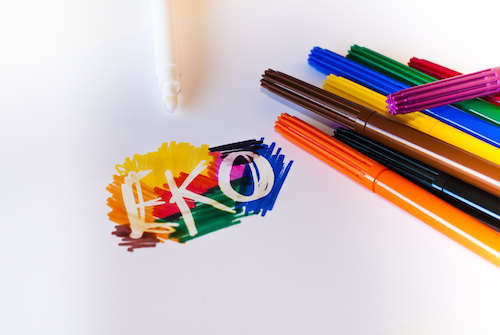 Alltid lika kul att måla och pyssla  